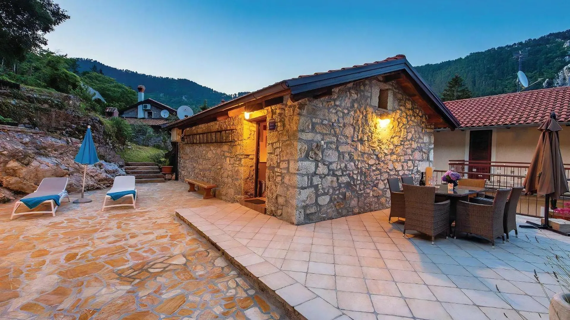 Ferienhaus In Lovranska Draga Mit Grossem Kamin Holiday home